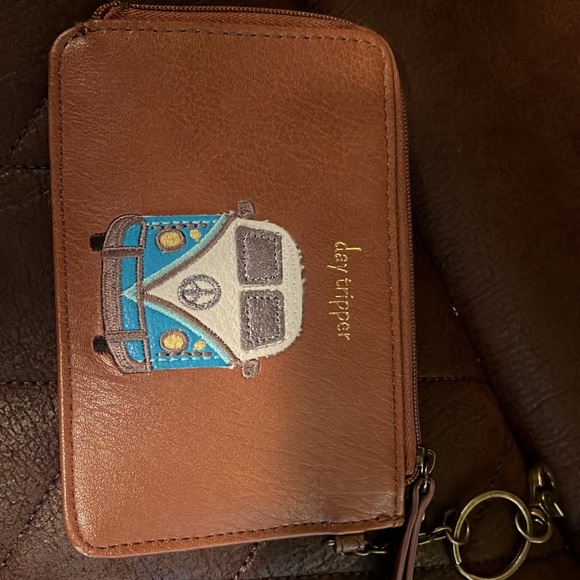 Used - Picture 2 of 2